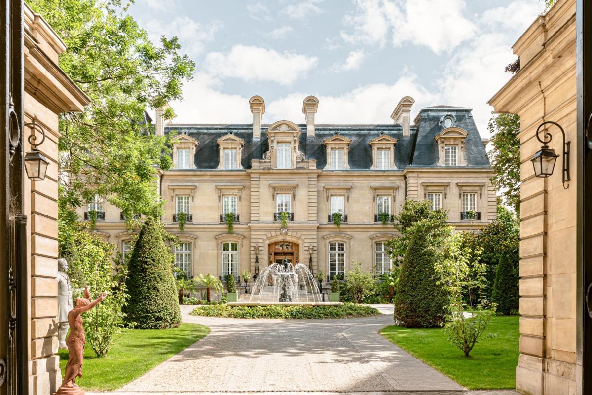 Paris, FR | St. James Paris