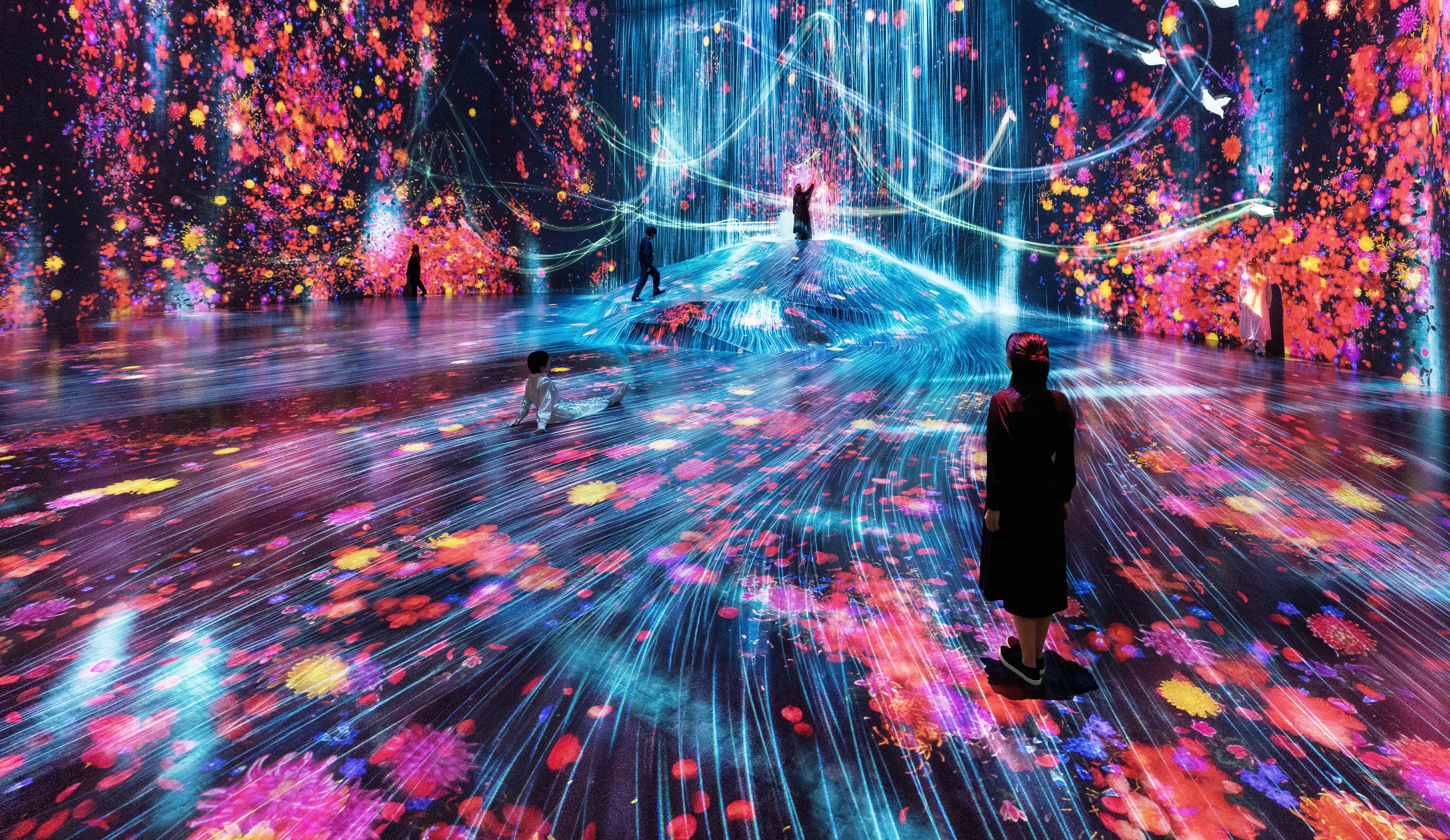 Exclusive Access To TeamLab Borderless 