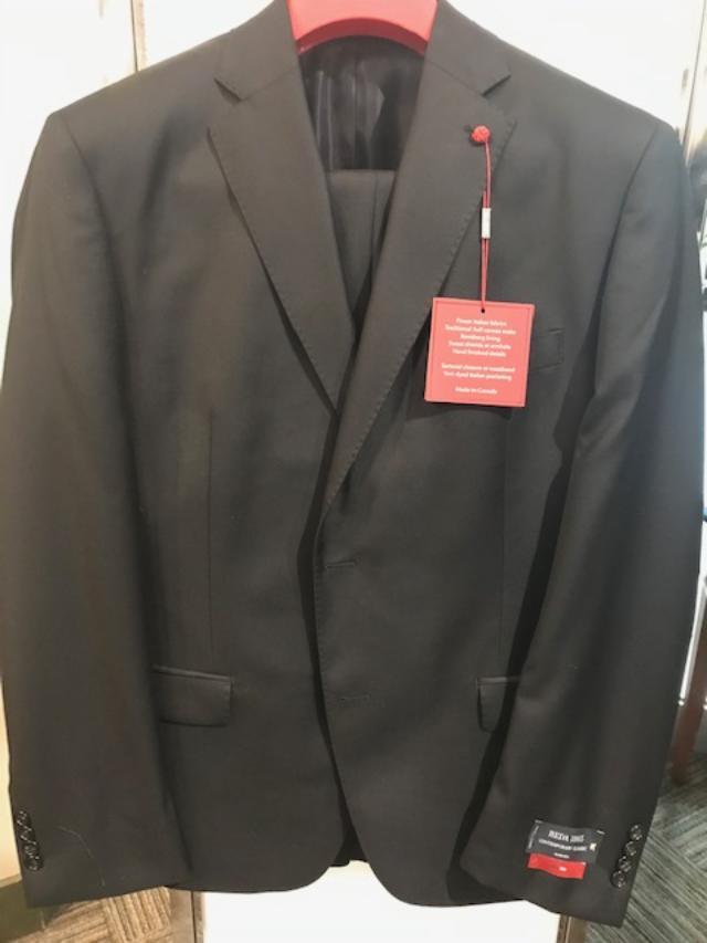Peerless Tailor Red Classic Suit Black