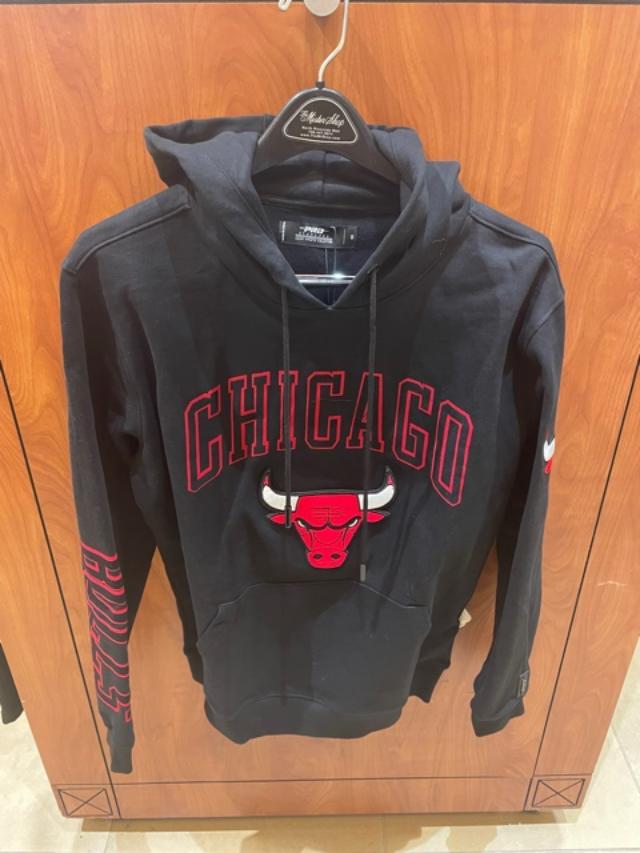 Shop Pro Standard Chicago Bulls Hoodie Dress BCBB55006-BLK black